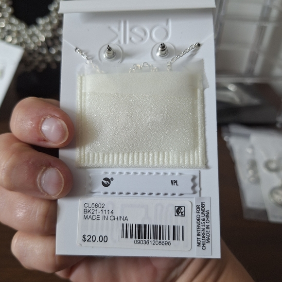 Live Laugh Love jewelry set BELK hypoallergenic - Picture 5 of 5